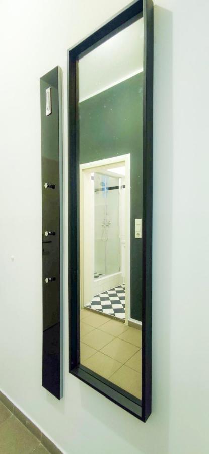 Highlight Apartment Naschmarkt Wina Bagian luar foto