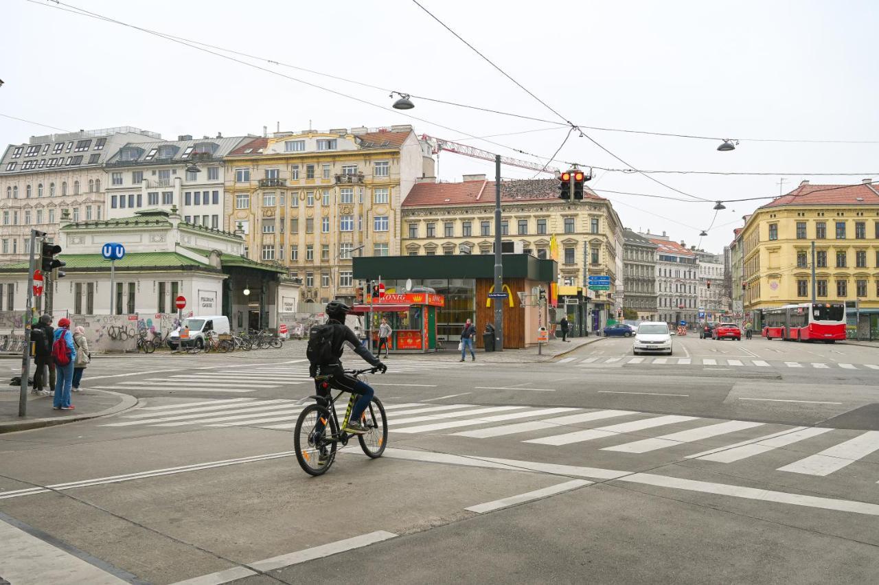 Highlight Apartment Naschmarkt Wina Bagian luar foto
